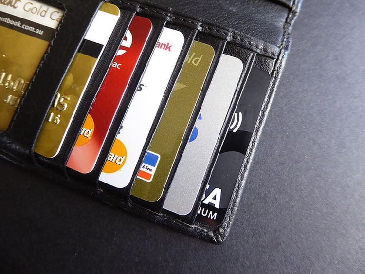Multiple credit cards in wallet